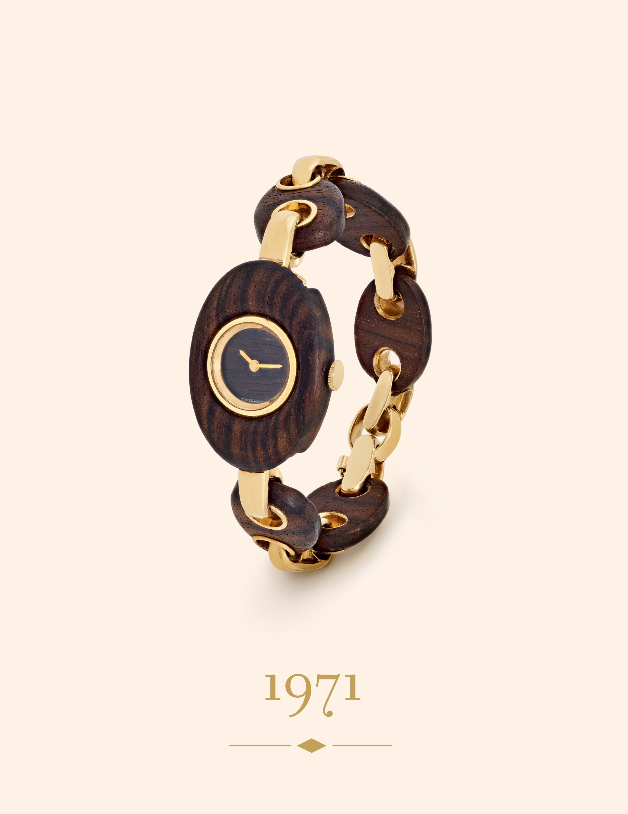 Wristwatch, 1971. 18K yellow gold, bois. Van Cleef & Arpels Collection.
