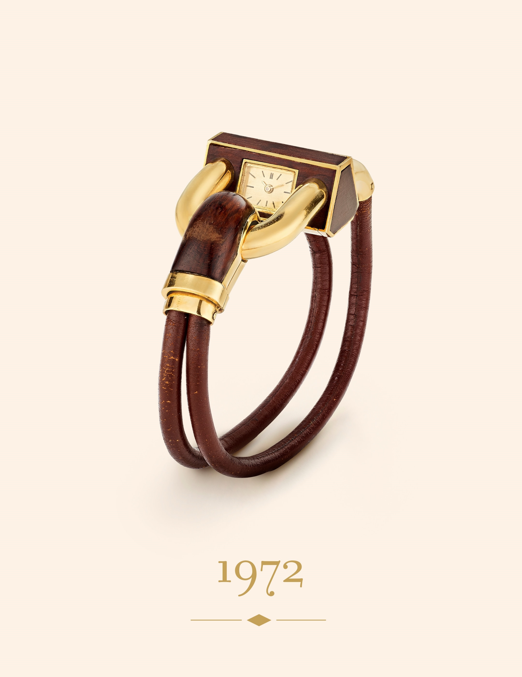Cadenas wristwatch, 1972. 18K yellow gold, wood, leather. Van Cleef & Arpels Collection.