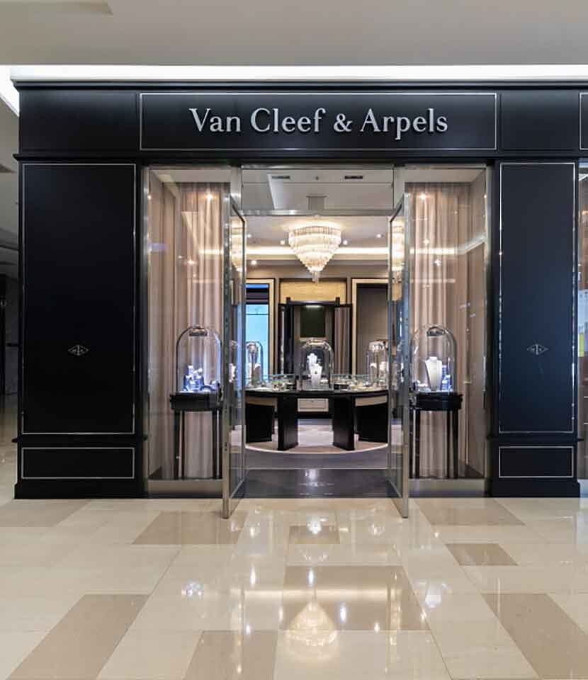 Taichun Far East present the exterior facade view, Van Cleef and Arpels.&nbsp;