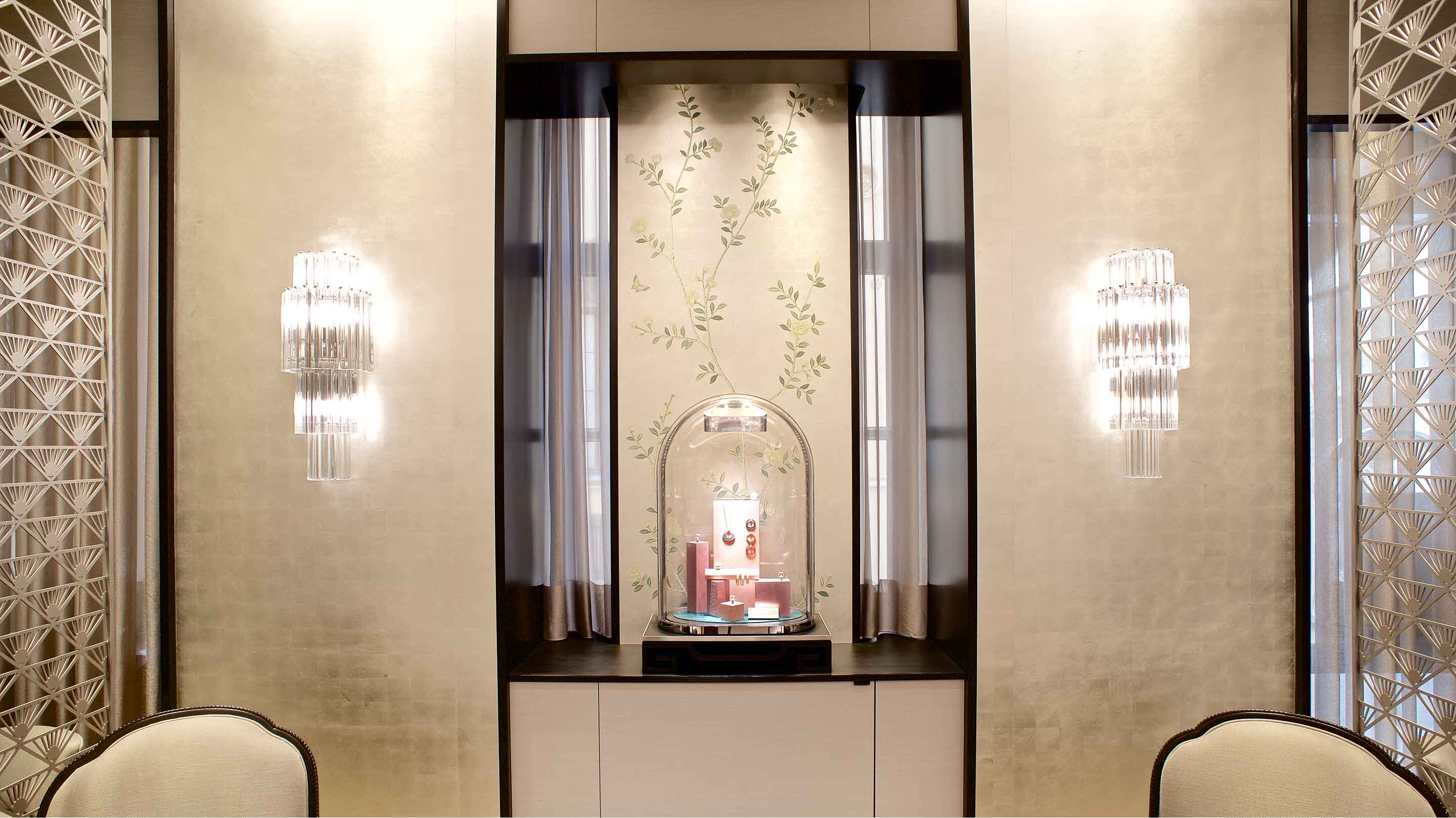 Munich Maximilianstrasse boutique present the salon view, Van Cleef And Arpels