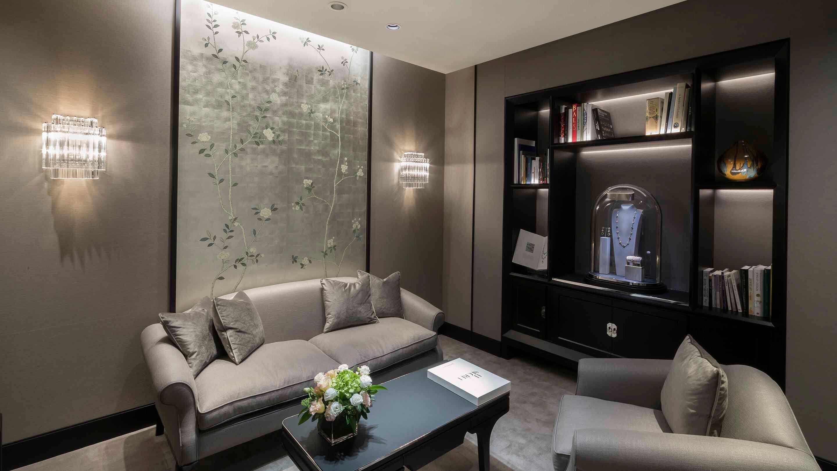 Seoul, Shinsegae Kangnam boutique present the interior salon 2 view. Van Cleef & Arpels.