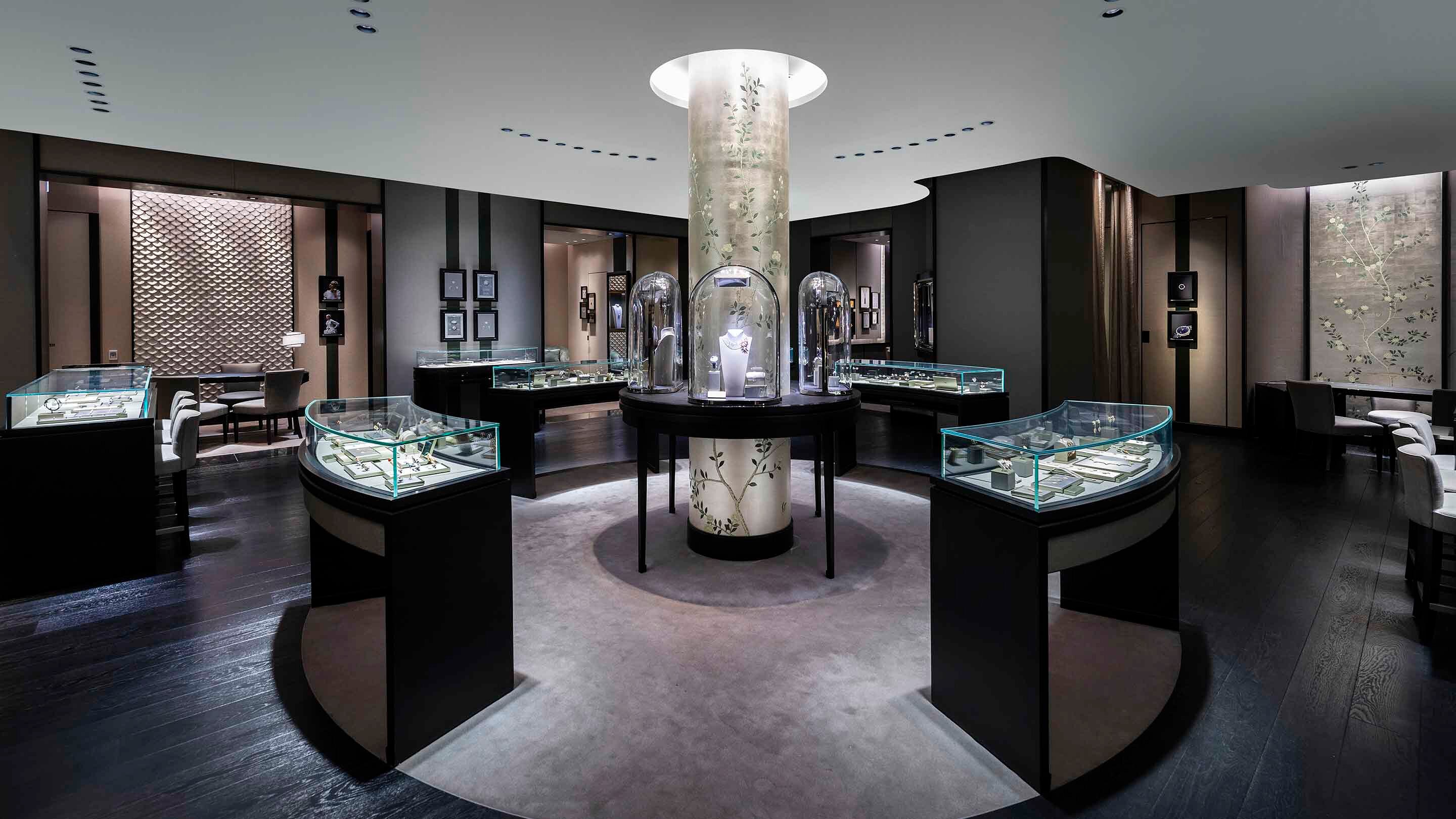 Sydney Castelereagh present the main area 1 view, Van Cleef & Arpels.