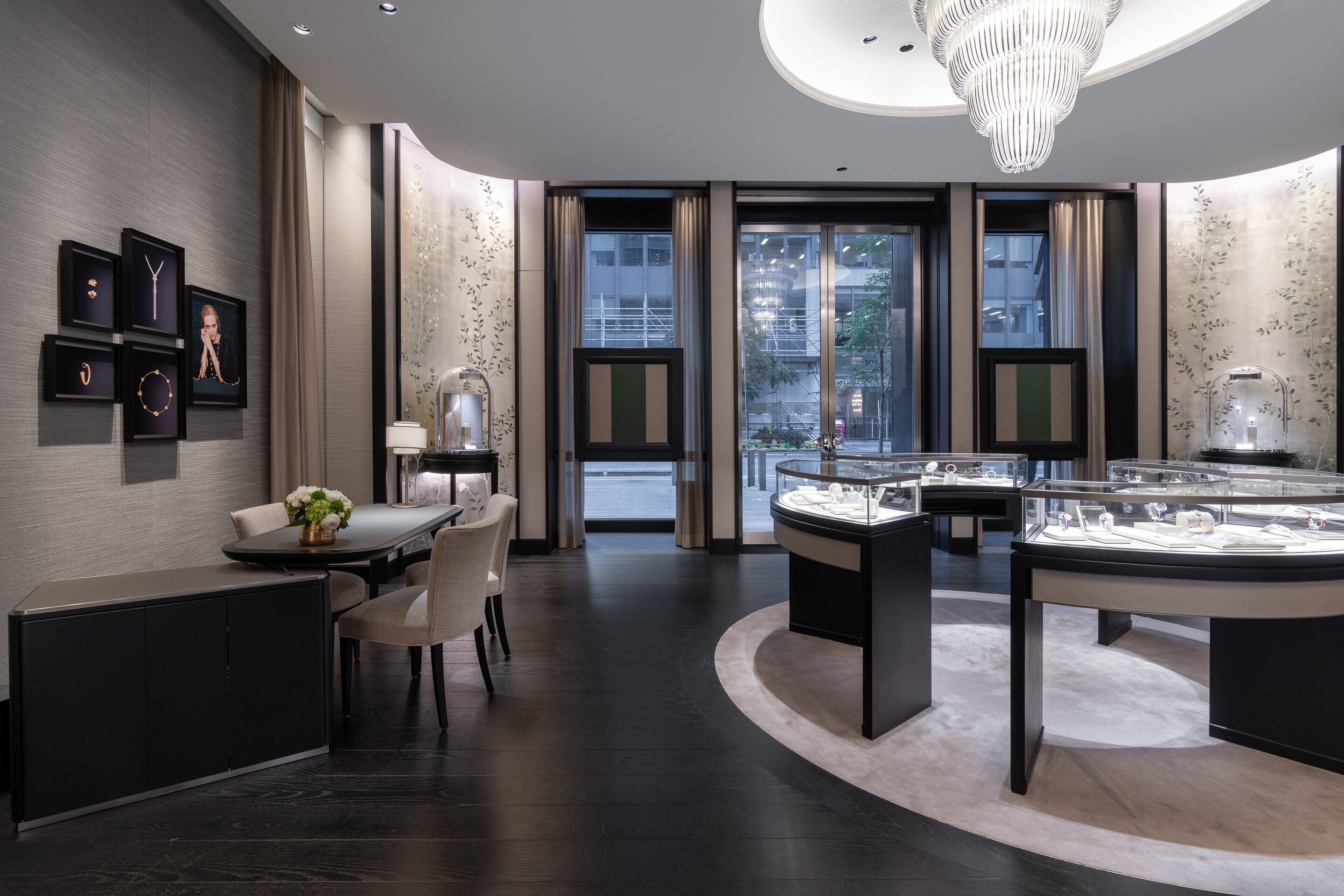 Toronto Bloor Street boutique present the commercial area view, Van Cleef Arpels