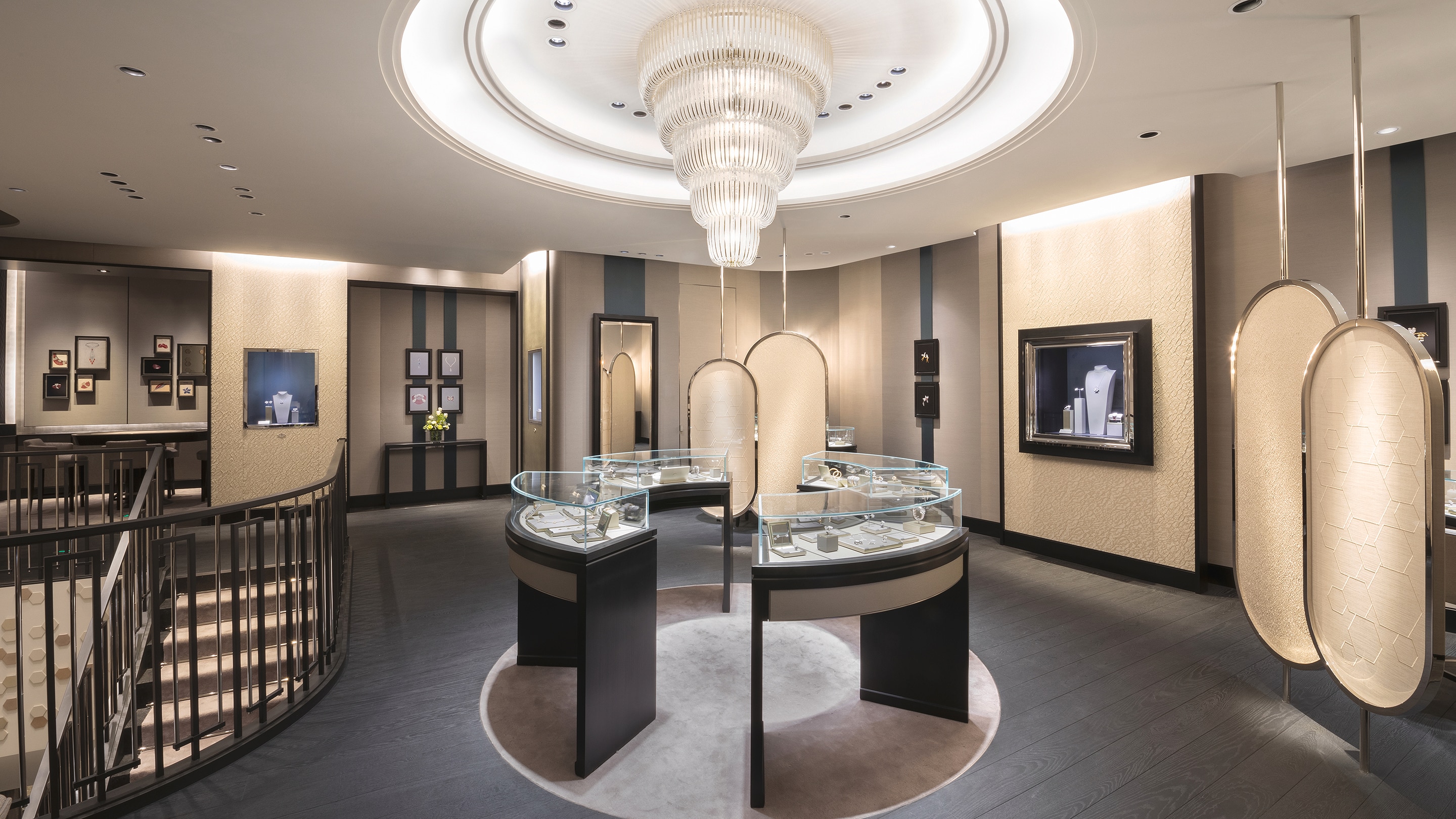 Shanghai - IFC Flagship - ヴァン クリーフ&アーペル - Van Cleef 