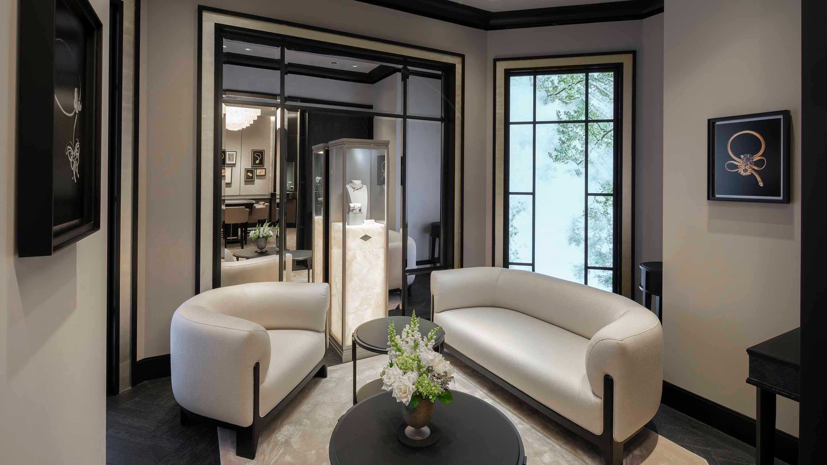 Boston Newbury street boutique presents the salon view, Van cleef and arpels