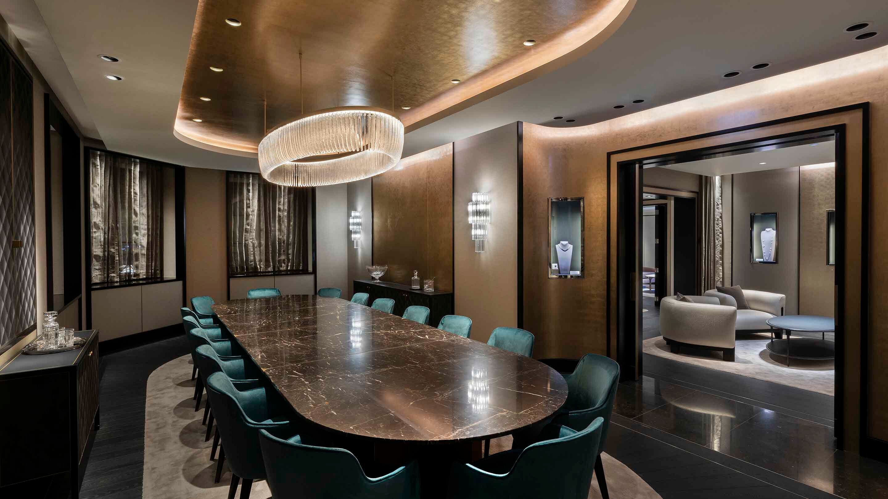 Sydney Castelereagh present the interior dining view, Van Cleef & Arpels.