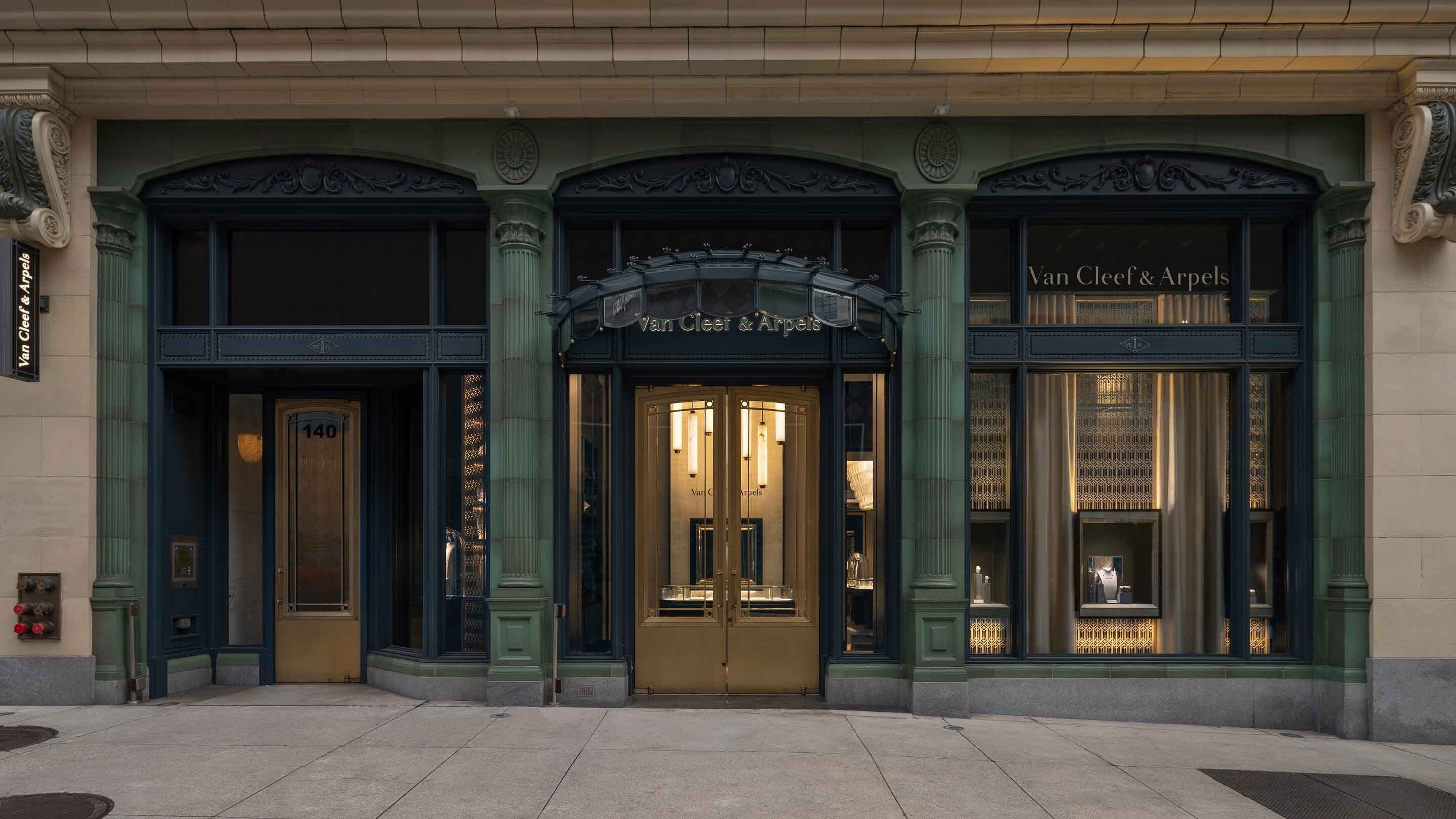 San francisco Boutique present the facade view, van cleef arpels