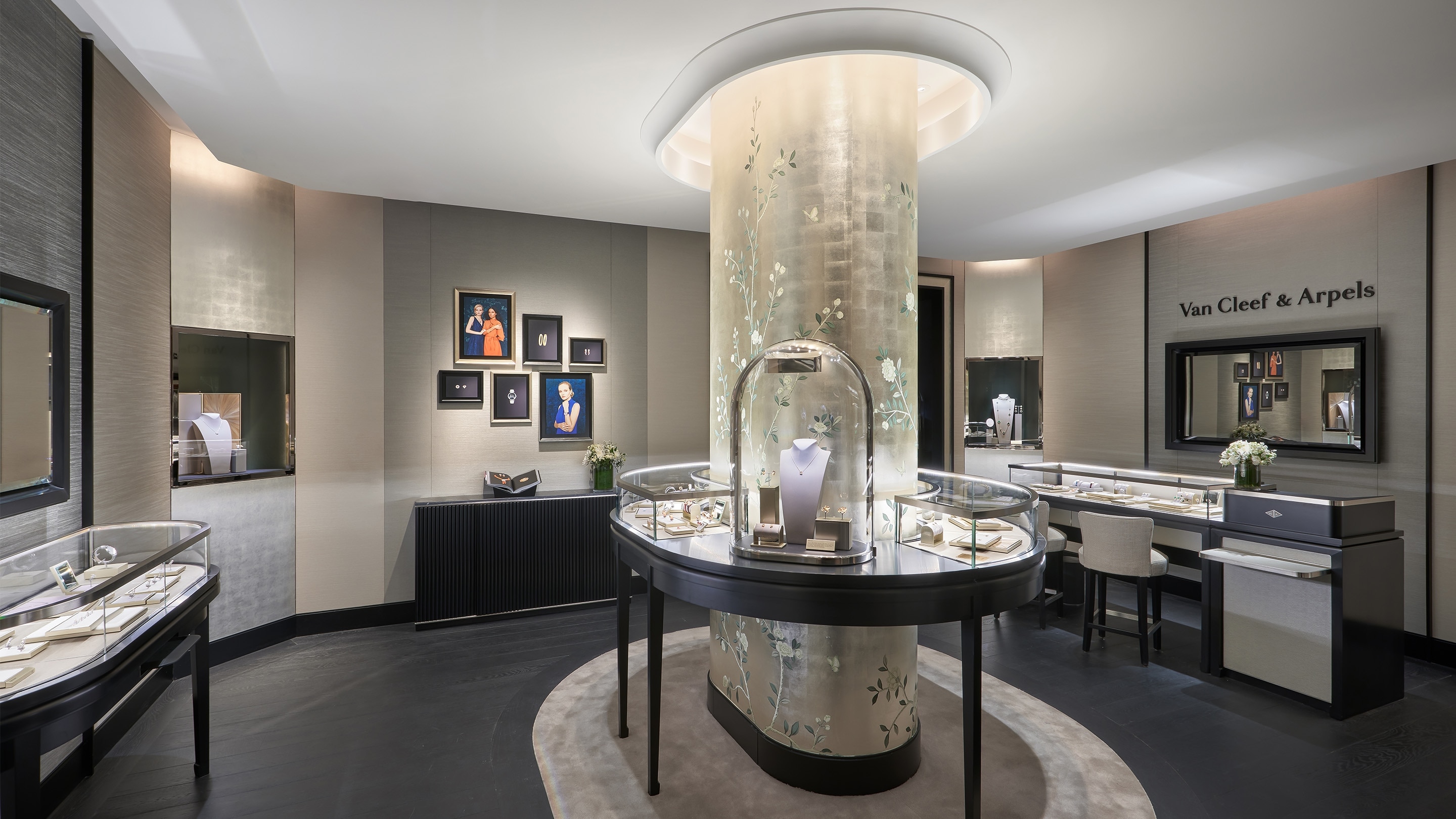 Barcelona paseo de gracia present the main aera view, van cleef and arpels&nbsp;