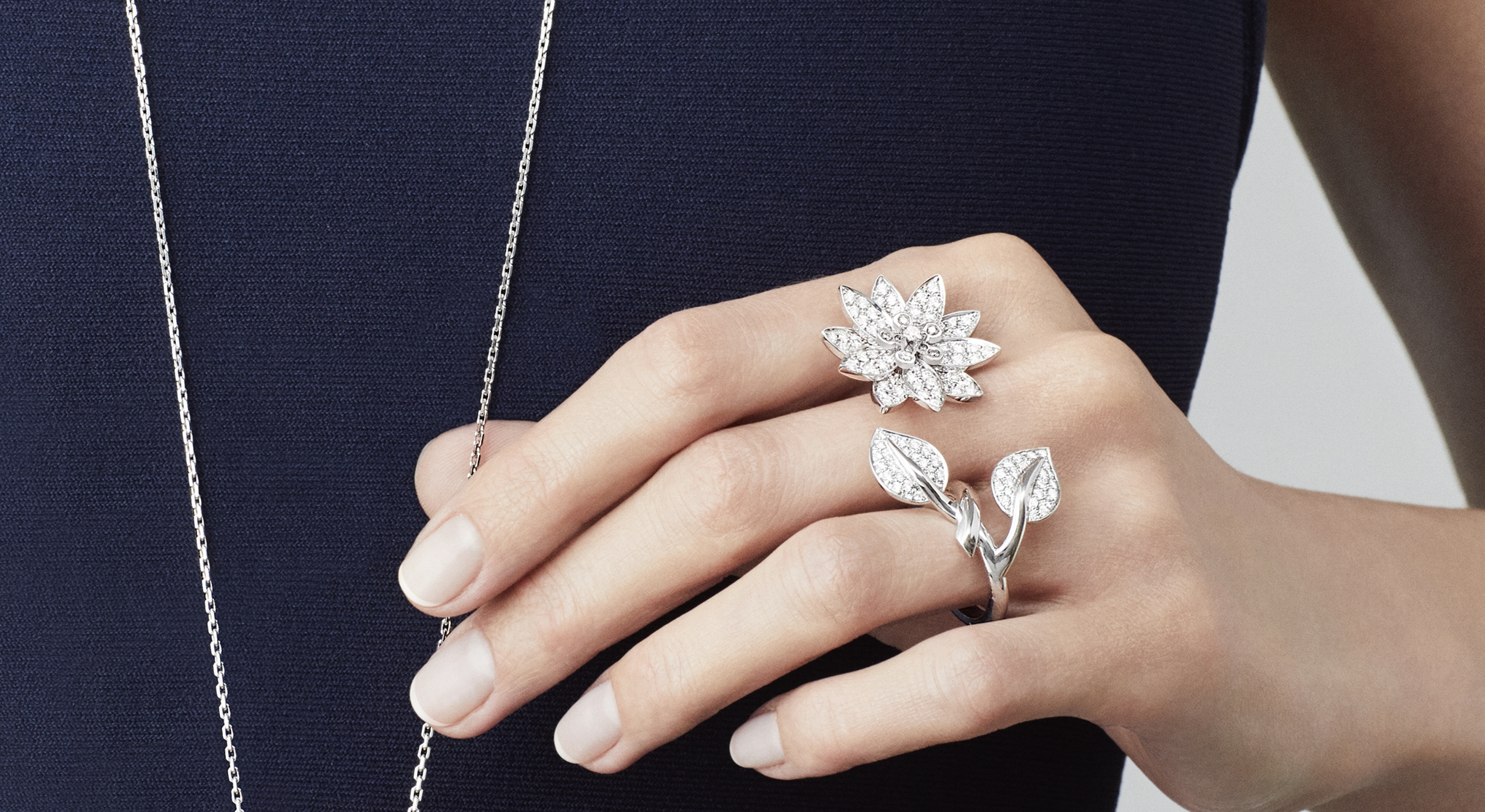 van cleef diamond flower ring