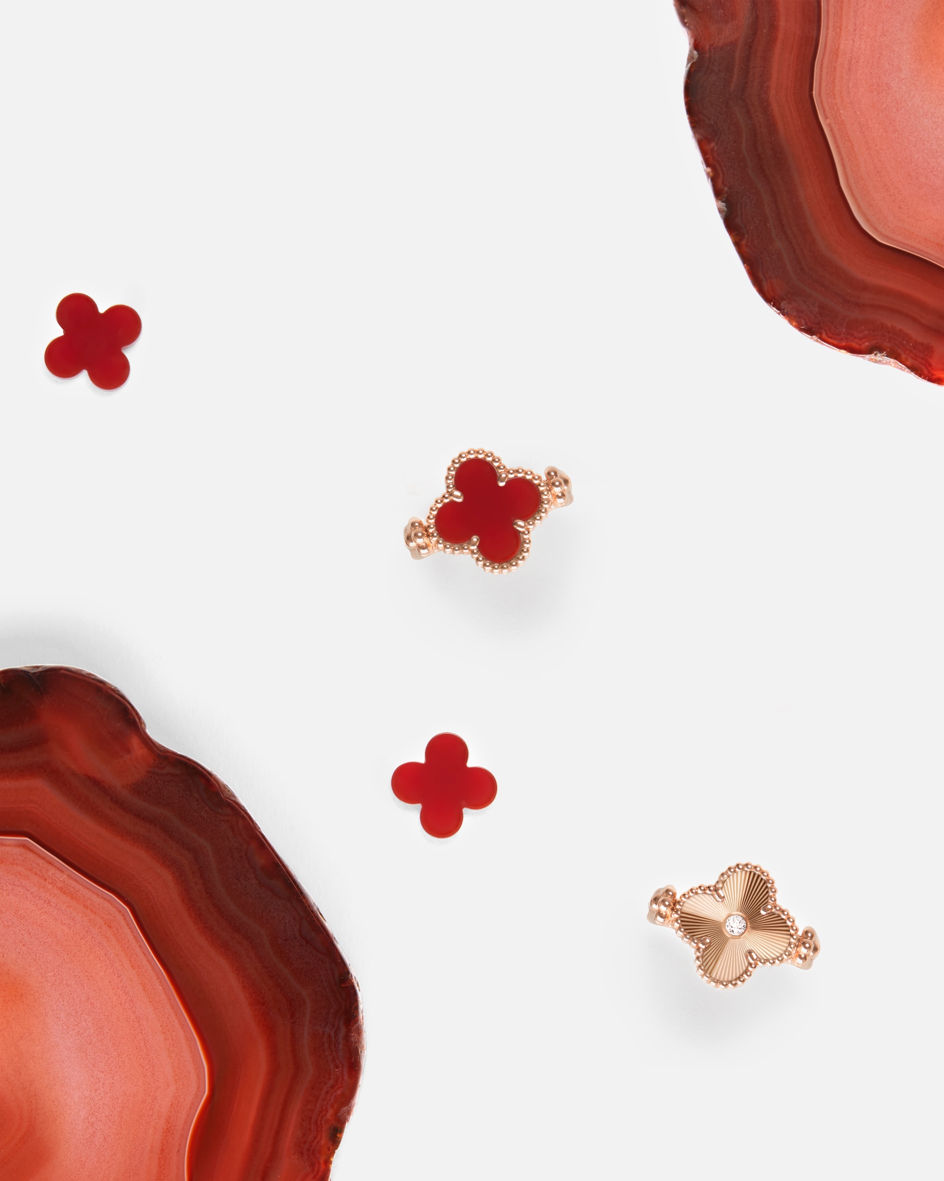 紅玉髓,Van Cleef & Arpels 梵克雅寶。