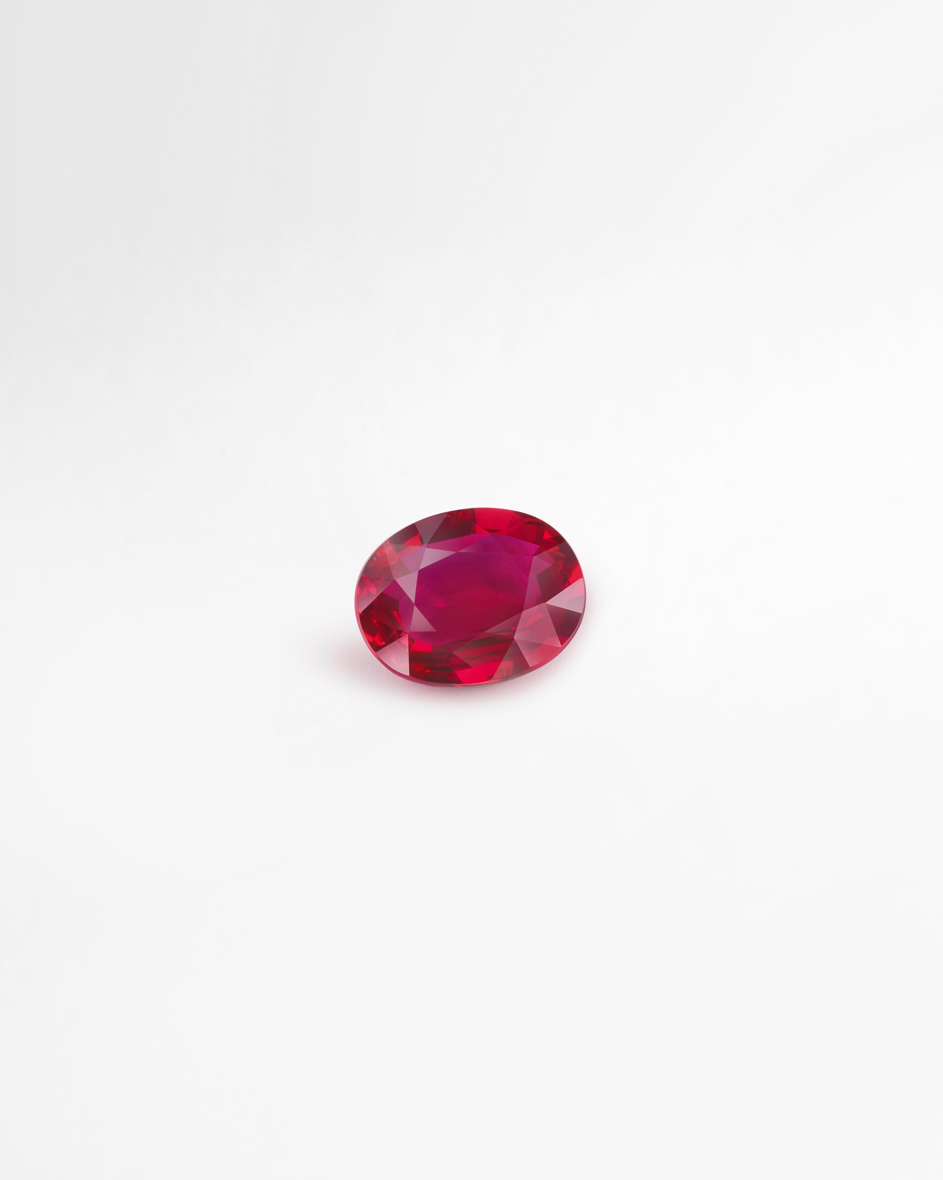 Ruby, Van Cleef & Arpels.