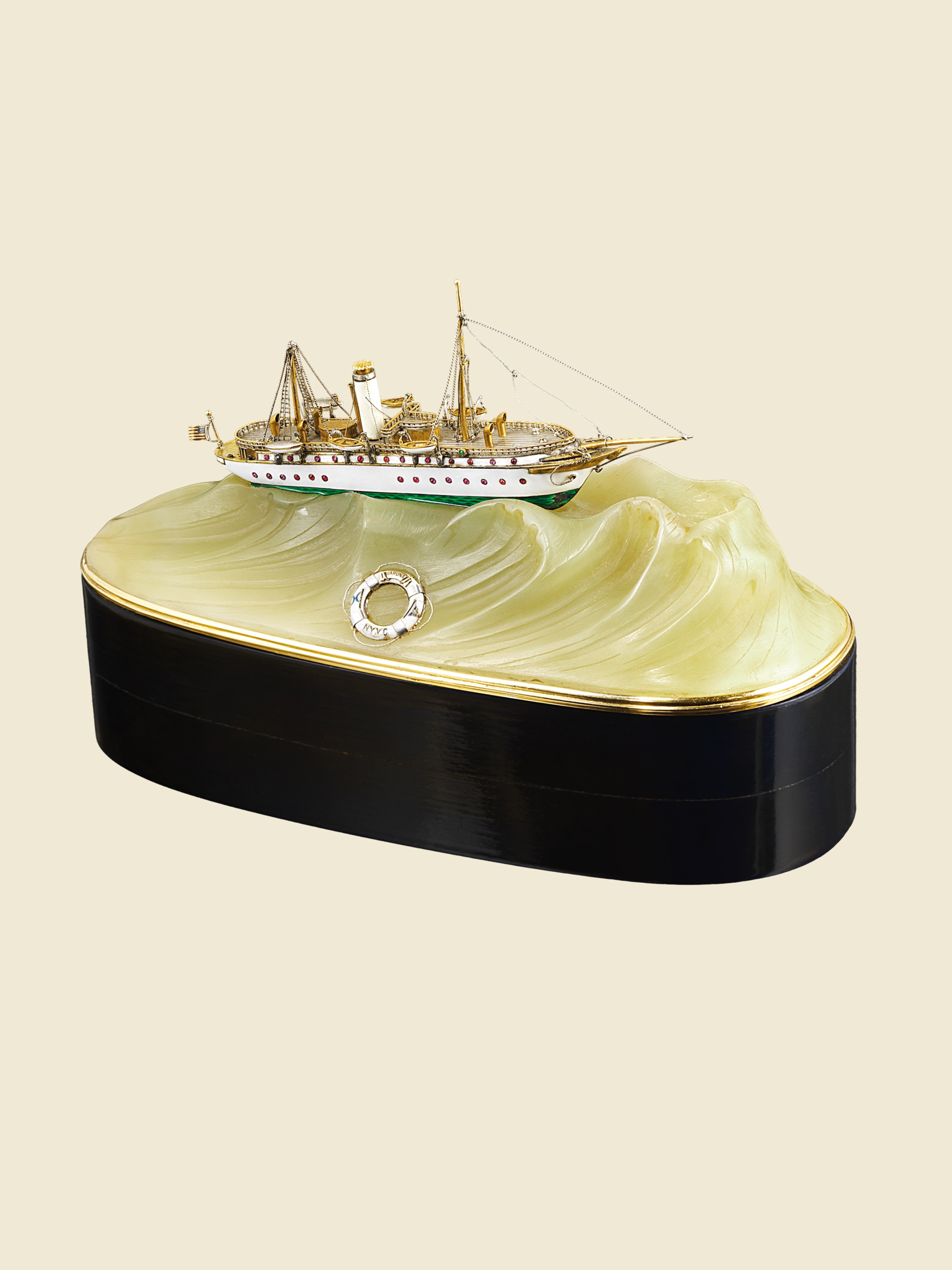 O barco Varuna - Van Cleef & Arpels