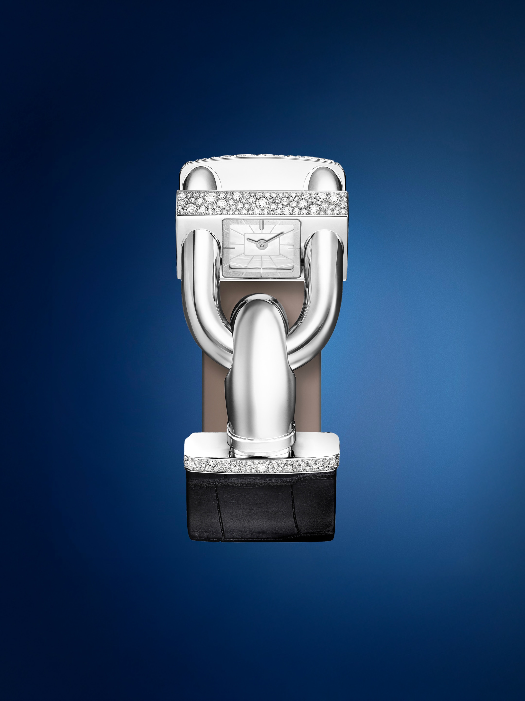 Cadenas watch, rhodium plated 18K white gold, diamonds, mother-of-pearl, quartz movement. Cadenas collection, Van Cleef & Arpels.
