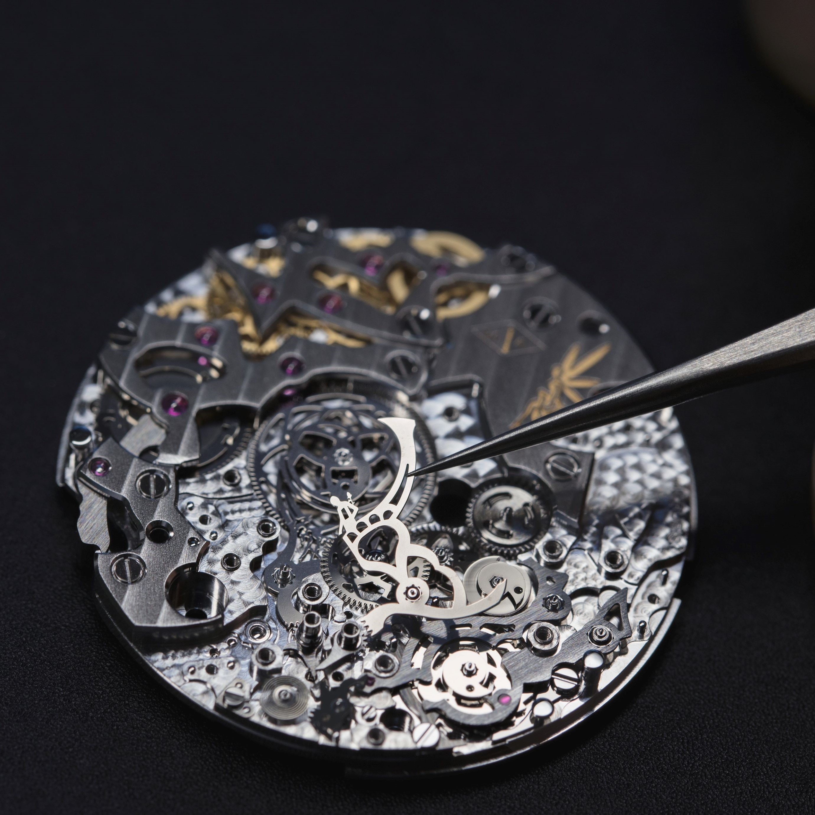 Lady Arpels Pont des Amoureux 腕錶的機芯,Van Cleef & Arpels 梵克雅寶。